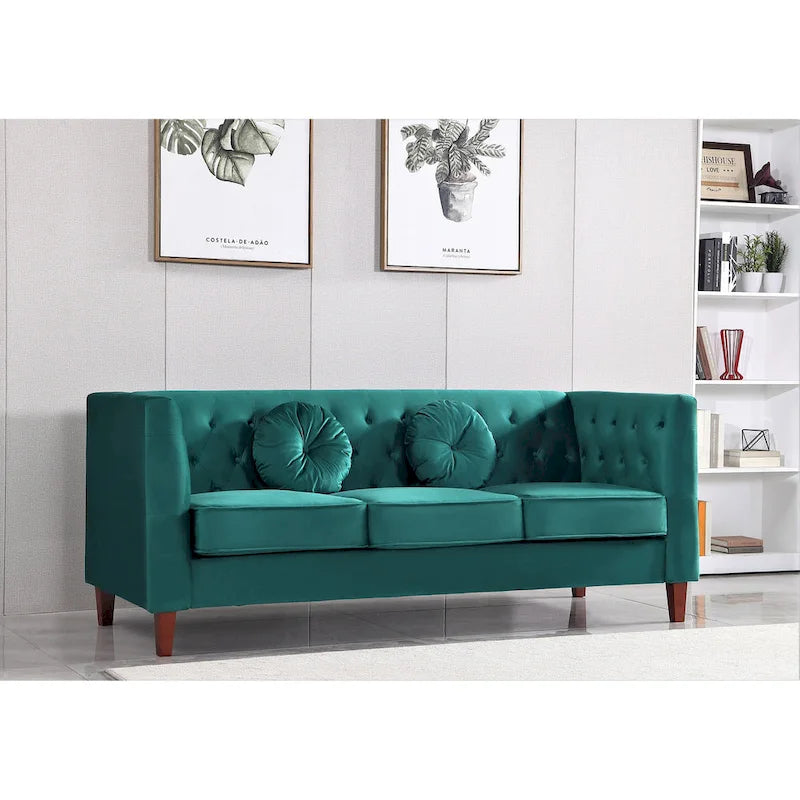 Canapé Chesterfield touffeté en velours avec pieds en bois et coussins décoratifs