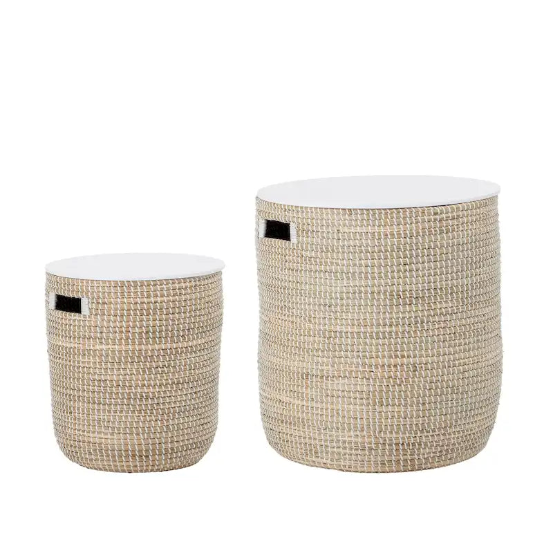 Table d'appoint de rangement en jonc de mer tissé à la main avec plateau en bois blanc