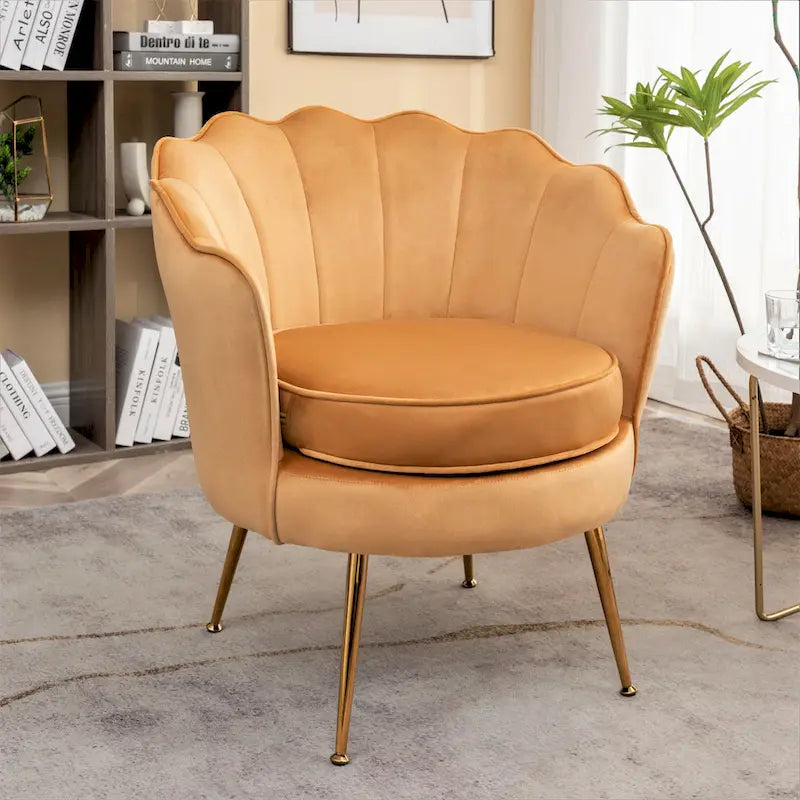 Fauteuil d'appoint en velours avec dossier coquille et pieds en métal doré