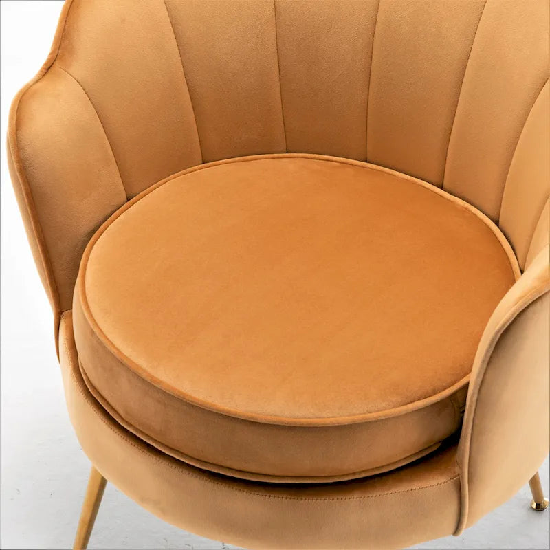 Fauteuil d'appoint en velours avec dossier coquille et pieds en métal doré
