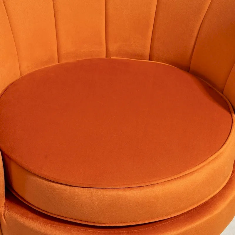 Fauteuil d'appoint en velours avec dossier coquille et pieds en métal doré