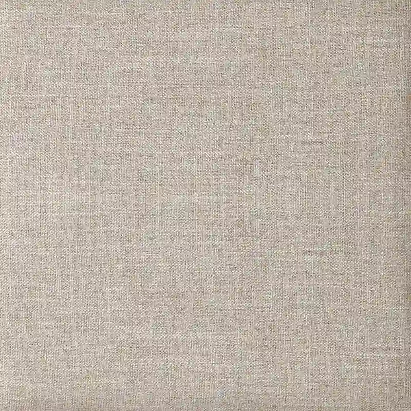 Fauteuil de salle à manger en tissu crème avec accoudoirs et piètement en manguier blanchi en forme de croix