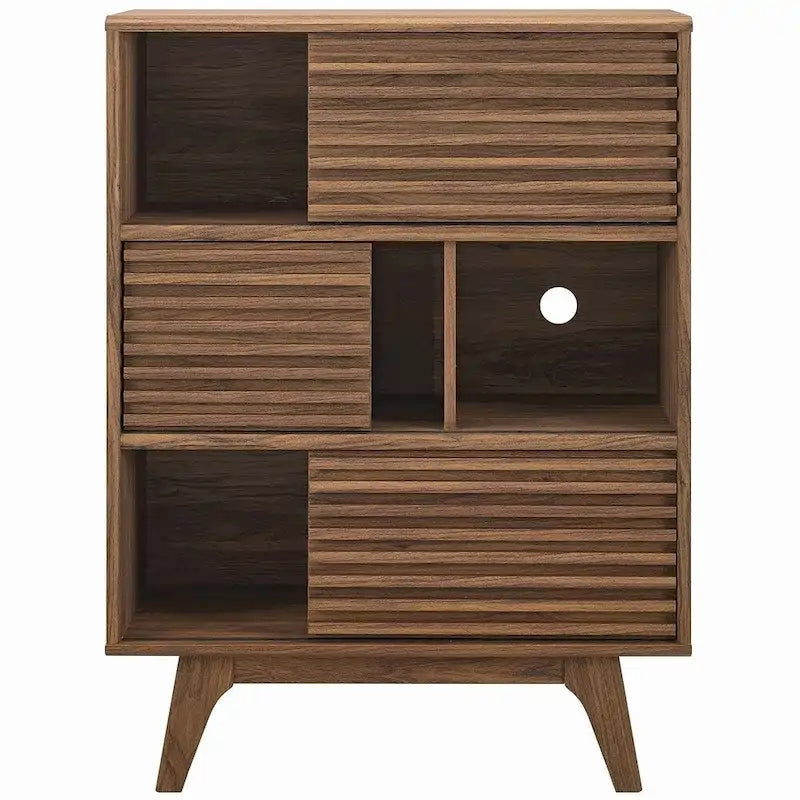 Vitrine/bibliothèque à trois niveaux en noyer de style Mid-Century Modern avec pieds fuselés