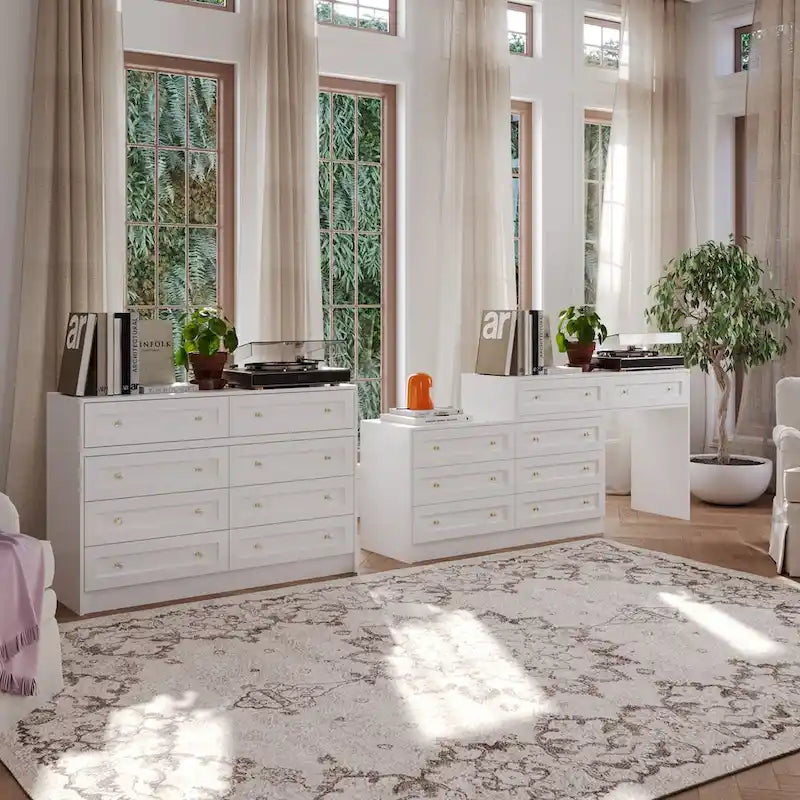 Commode blanche multi-tiroirs avec poignées en cristal et plateau-coiffeuse
