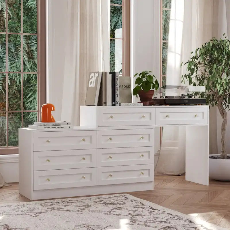 Commode blanche multi-tiroirs avec poignées en cristal et plateau-coiffeuse