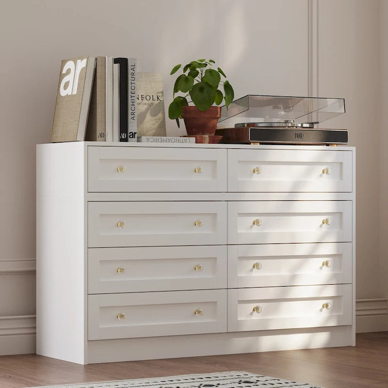Commode blanche multi-tiroirs avec poignées en cristal et plateau-coiffeuse