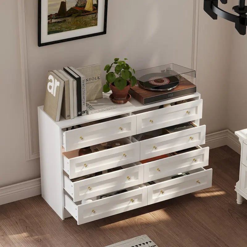 Commode blanche multi-tiroirs avec poignées en cristal et plateau-coiffeuse